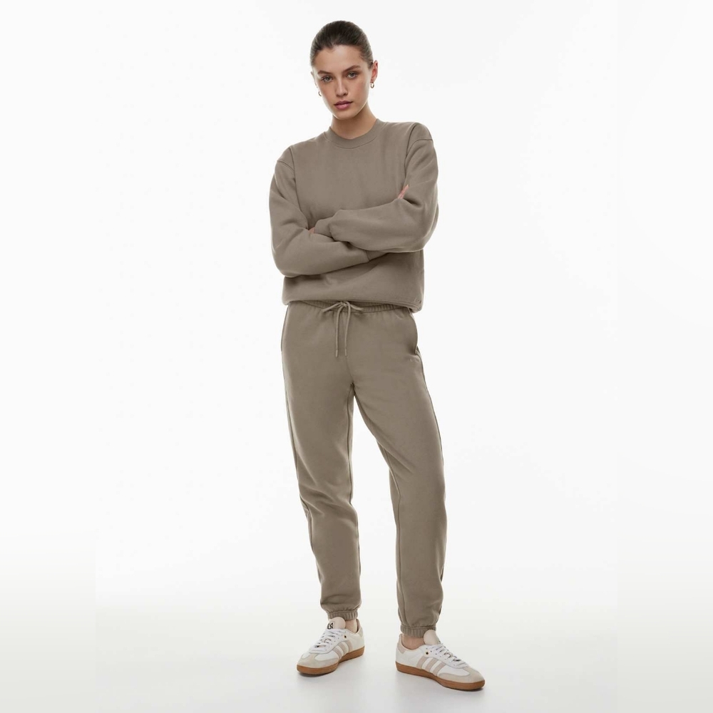 aritzia x Super World crewneck